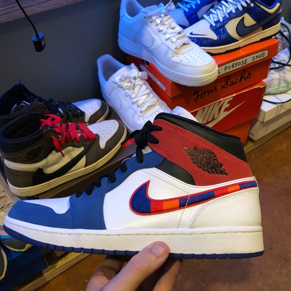 Jordan 1 mid Multicolor